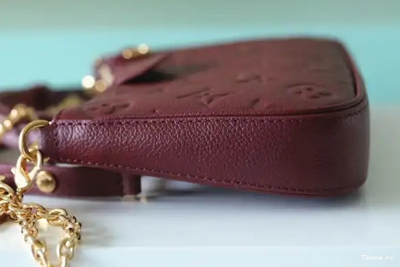 Affordable LOUIS POUCH VUITTON EASY STRAP ON 0629